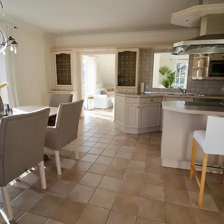 Hamptons House Apartamento *